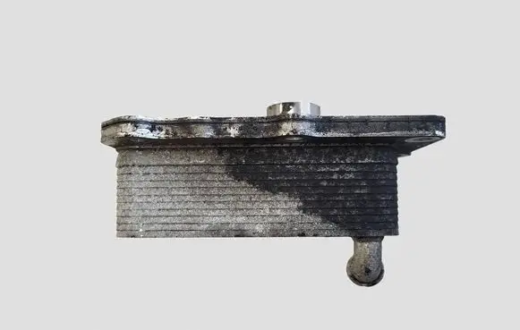 Jaguar XE Engine oil radiator G4D36A642BA