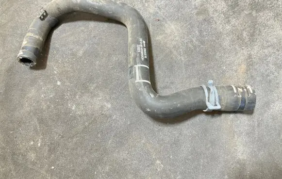 Volkswagen Golf VII Engine coolant pipe/hose 2Q0121063 ZD160316
