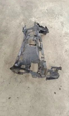 Mercedes-Benz E W213 Front bumper mounting bracket A2138852400