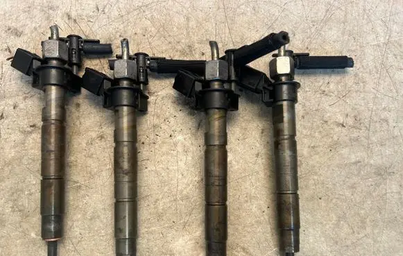 BMW 1 E81 E87 Fuel injectors set 0445116001
