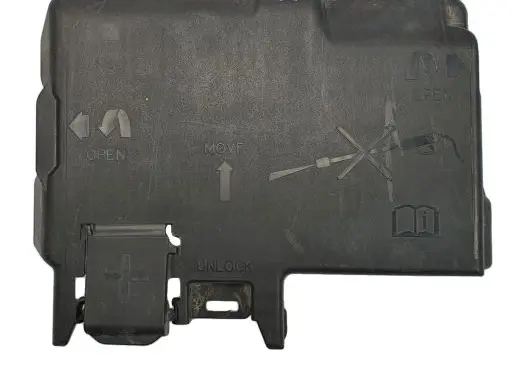 Opel Adam Fuse box cover 525230582