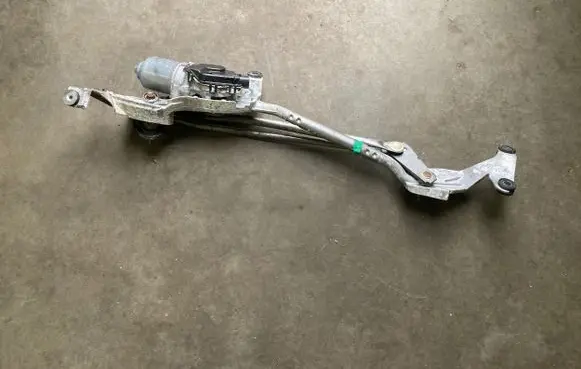 Mitsubishi ASX Front wiper linkage and motor 1593000742