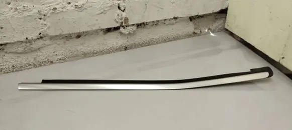 Mercedes-Benz GLS X166 Rear door glass trim molding A1666904300