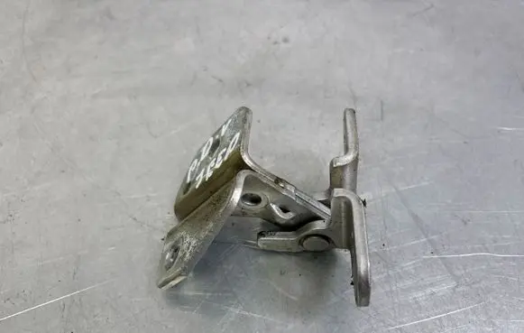 Jeep Grand Cherokee Front door upper hinge 