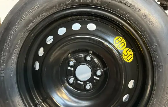 Toyota RAV 4 (XA40) R17 spare wheel 