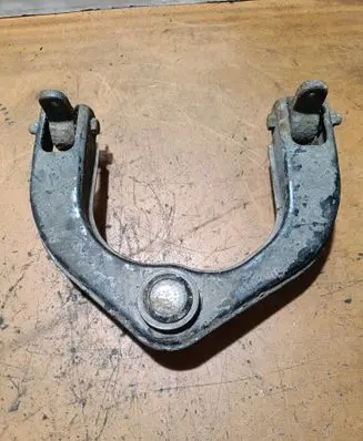 SsangYong Rodius Front lower control arm/wishbone 