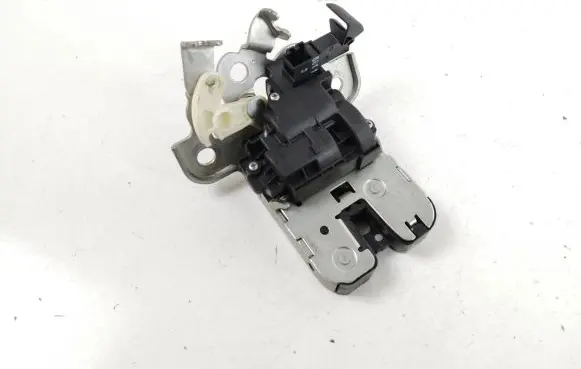 Tailgate/trunk/boot lock/catch/latch