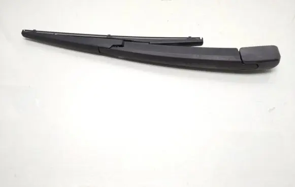 KIA Rio Rear wiper blade arm 07612