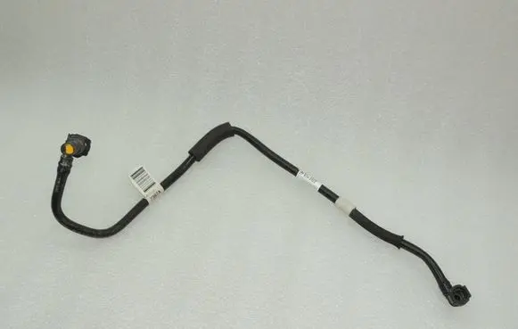Opel Insignia B Fuel injector supply line/pipe 84217397