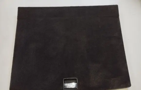 Trunk/boot floor carpet liner