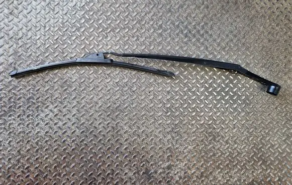 Dodge Charger Windshield/front glass wiper blade 