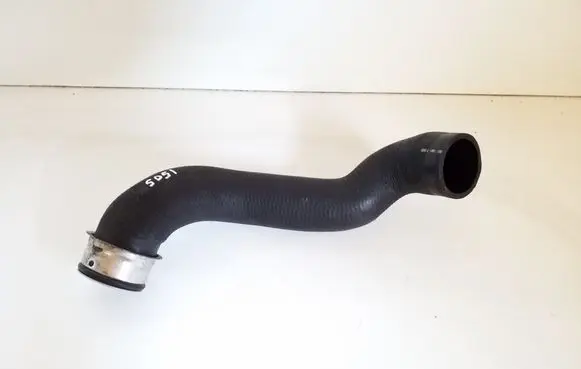 Mercedes-Benz C W203 Engine coolant pipe/hose 2035010482