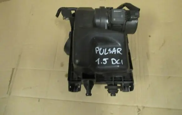 Nissan Pulsar Air filter box