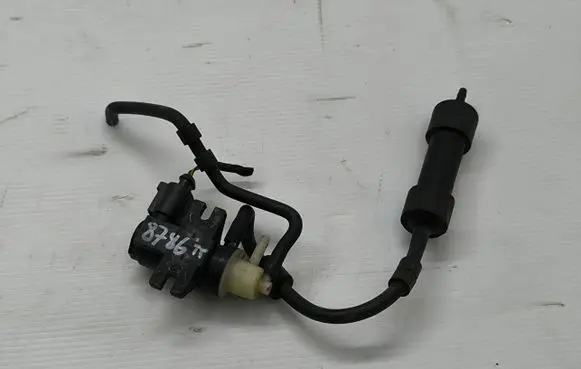 Volkswagen Touran III Valve vacuum 1K0906627A