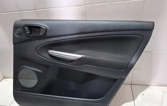 Ford S-MAX Coupe rear side trim panel 