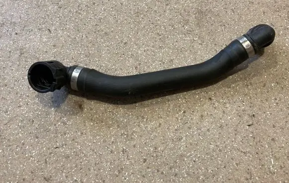 Mercedes-Benz E W214 Engine coolant pipe/hose A2145060600