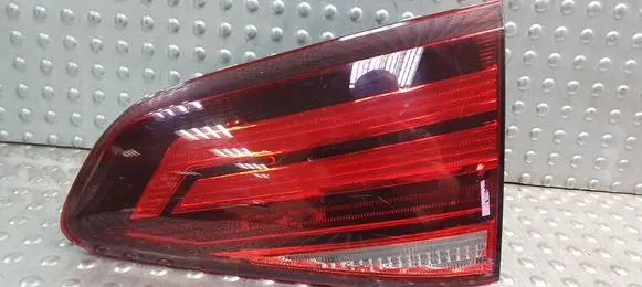 Volkswagen Golf VII Tailgate rear/tail lights S26372460 5G0945094AG