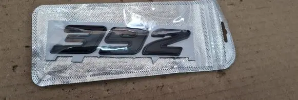 Dodge Durango Fender model badge letters DURANGSRT332