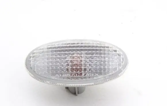 Ford Ranger Front fender indicator light P5785