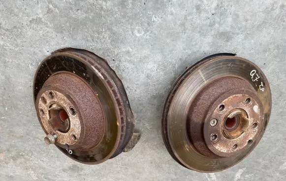 Audi Q7 4L Rear wheel hub