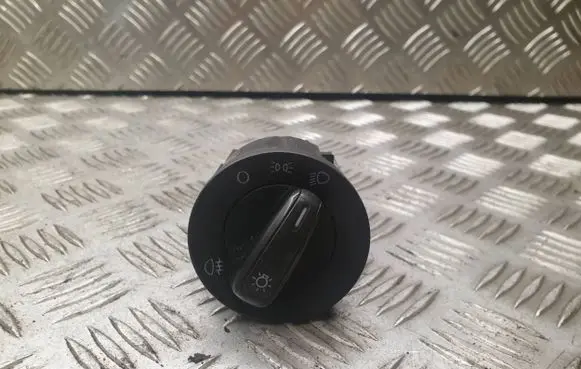 Volkswagen Polo V 6R Light switch