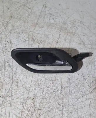 BMW 5 E39 Front door interior handle 8226050