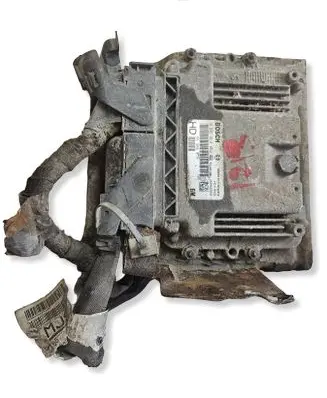 Opel Astra H Engine control unit/module 0281014452 55566279 1039S22942