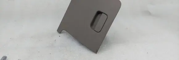 Glove box