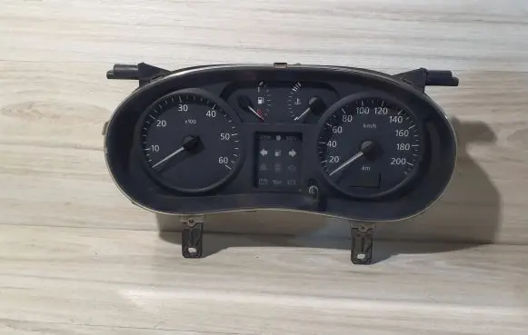 Renault Trafic II (X83) Speedometer (instrument cluster) P8200252449A