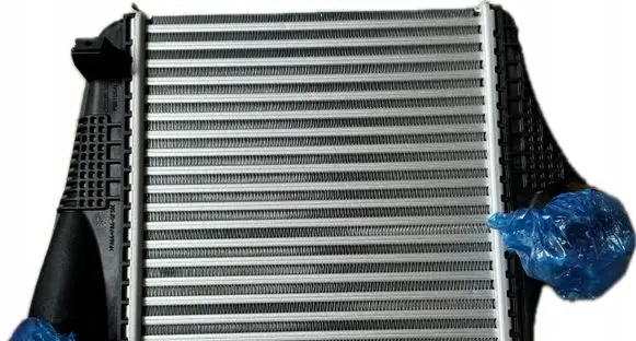 Audi Q7 4M Intercooler radiator 4M0145804BN