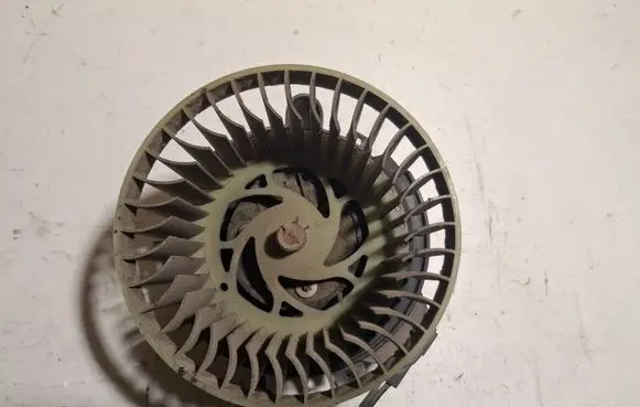 Chrysler Neon I Heater fan/blower 04644515 4644537