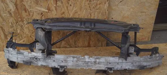 BMW 5 E60 E61 Radiator support slam panel 
