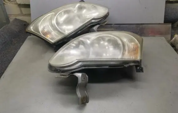Toyota Corolla E120 E130 Headlights/headlamps set 8115002381 89900170 8111002381