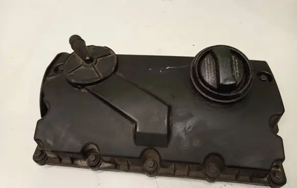 Volkswagen PASSAT B5 Rocker cam cover 038103469R 038103475N