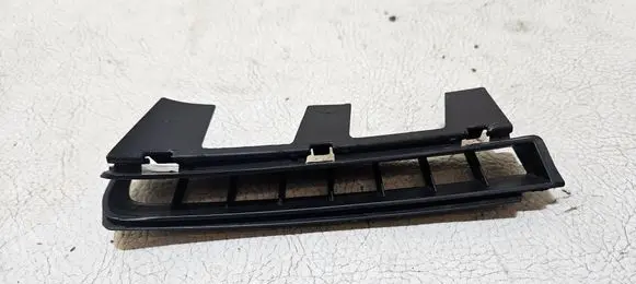 BMW 2 F22 F23 Front bumper lower grill 10833610