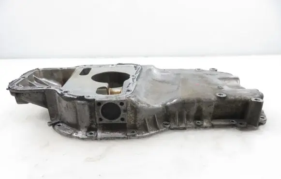 Mitsubishi Outlander Oil sump