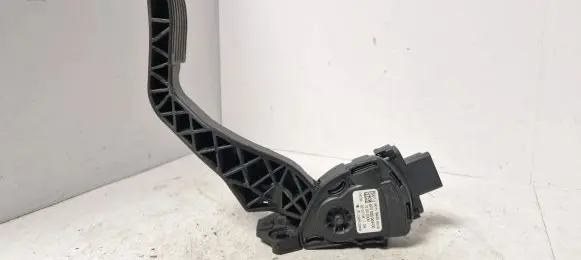 Peugeot 207 CC Accelerator throttle pedal 968184408003