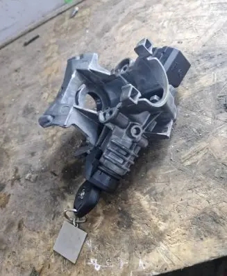 BMW 5 E39 Ignition lock