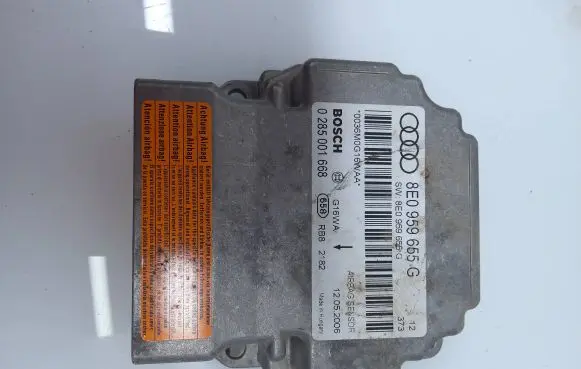 Audi A4 S4 B7 8E 8H Airbag control unit/module 8E0959655G 0285001668