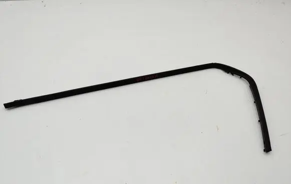 Land Rover Discovery Sport Front door rubber seal 