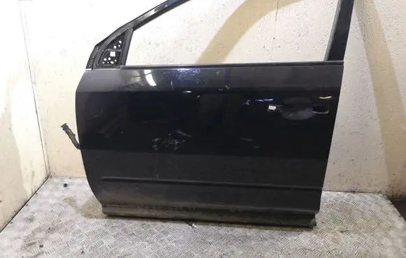 Nissan Murano Z50 Front door
