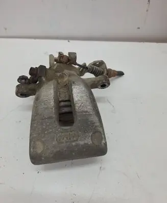 Opel Zafira B Rear brake cylinder 