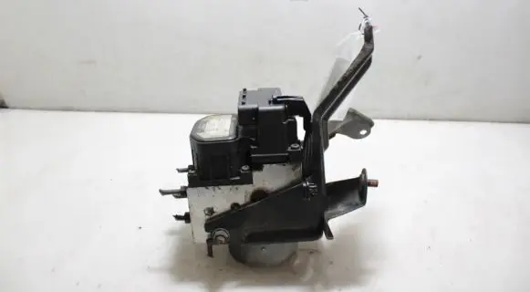 Toyota Corolla Verso E121 ABS Pump 44510-02050