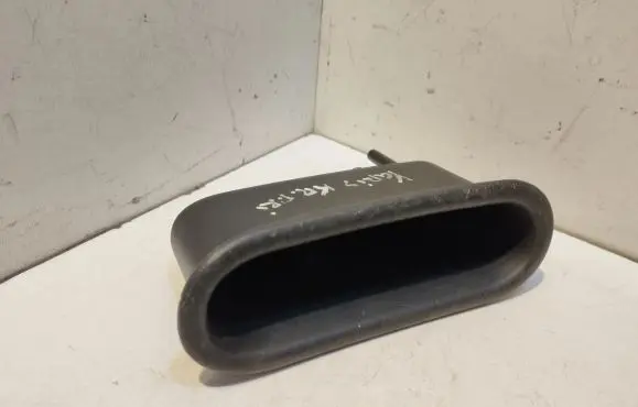 Toyota Yaris Front door storage pocket/box 