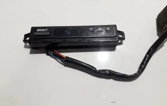 Subaru Impreza I Screen/display/small screen 8AD4200 8AD420-0
