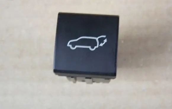 Toyota RAV 4 (XA50) Tailgate opening switch F6961X062