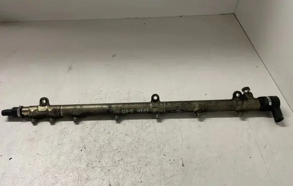 Mercedes-Benz E W211 Fuel main line pipe A6130700195 A6110780449