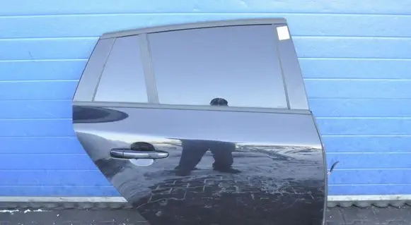 Volvo V60 Rear door 