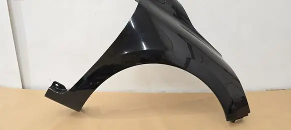 Renault Clio IV Fender 631443740R