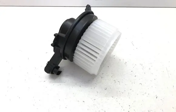 Honda ZR-V Heater fan/blower 11G15 6700